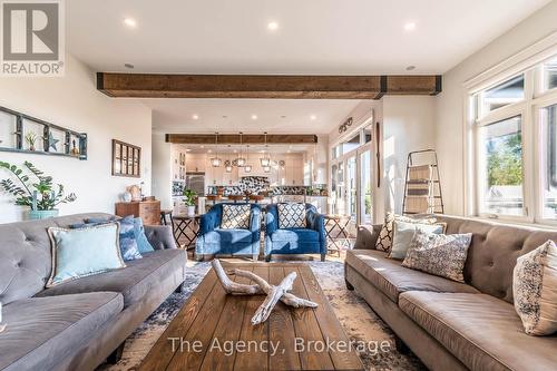 119 Willowbrook Drive, Welland (West Welland), ON - Indoor Photo Showing Living Room