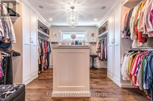 119 Willowbrook Drive, Welland (West Welland), ON - Indoor With Storage