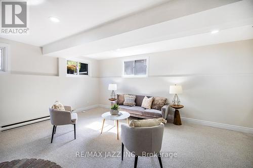 356 Verdun Road, Oshawa (Central), ON - Indoor Photo Showing Living Room