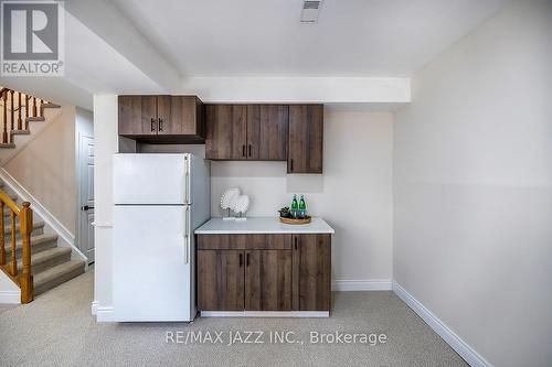 356 Verdun Road, Oshawa (Central), ON - Indoor Photo Showing Kitchen