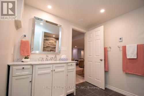120 Victoria Drive, Kawartha Lakes (Fenelon), ON - Indoor Photo Showing Bathroom