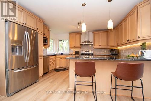 120 Victoria Drive, Kawartha Lakes (Fenelon), ON - Indoor Photo Showing Kitchen