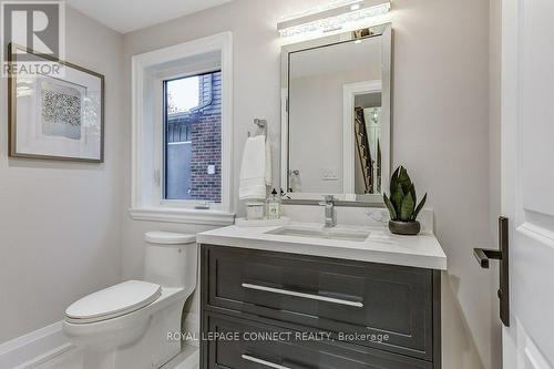 393 Rosebank Road, Pickering, ON - Indoor Photo Showing Bathroom