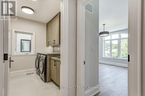 393 Rosebank Road, Pickering, ON - Indoor Photo Showing Laundry Room