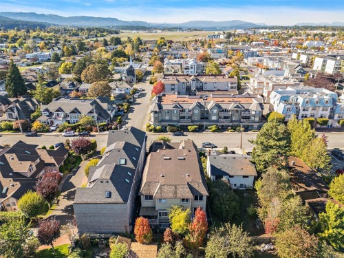 9715 Second St, Sidney, BC - Outdoor With View