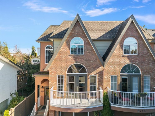 9715 Second St, Sidney, BC - Outdoor With Deck Patio Veranda