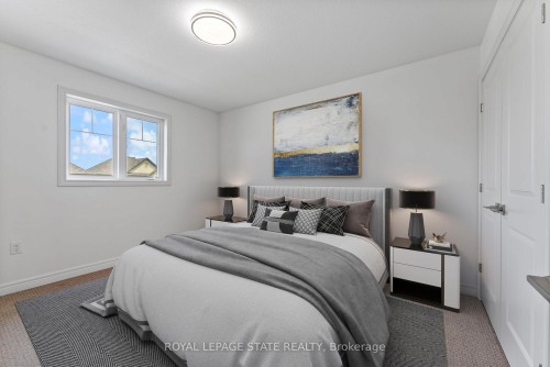 68 Dodman Crescent, Hamilton, ON - Indoor Photo Showing Bedroom