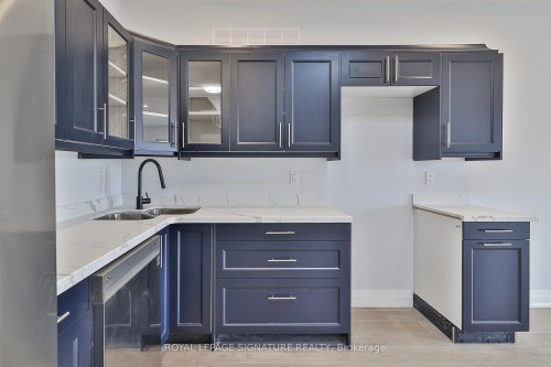 Third-60 Belvidere Avenue, Toronto, ON - Indoor Photo Showing Kitchen With Double Sink