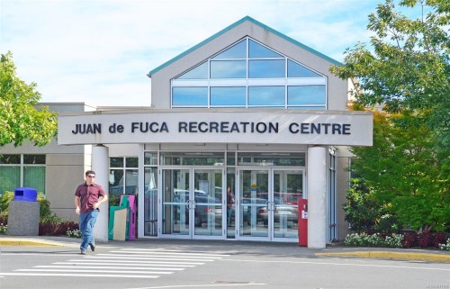 201-290 Wilfert Rd, View Royal, BC - Outdoor