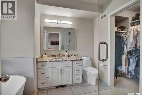 835 Swan Crescent, Saskatoon, SK - Indoor Photo Showing Bathroom