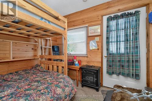 417 Pheasant Lane, Midland, ON - Indoor Photo Showing Bedroom