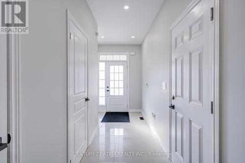 119 Windrow Street, Richmond Hill, ON - Indoor Photo Showing Other Room