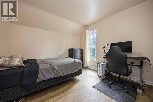 373 Palmerston Street South, Sarnia, ON - Indoor Photo Showing Bedroom