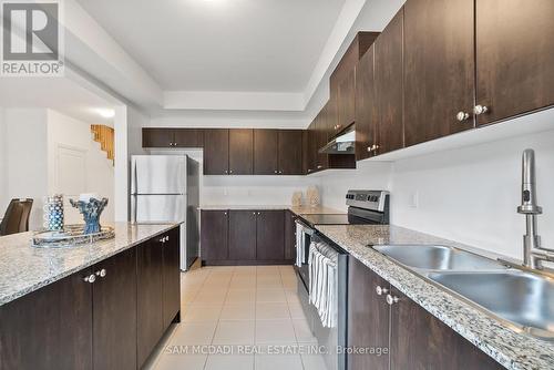 32 Fennell Street, Southgate, ON - Indoor Photo Showing Kitchen With Double Sink