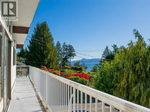 7173 Westminster Street, Powell River, BC - Outdoor With Balcony