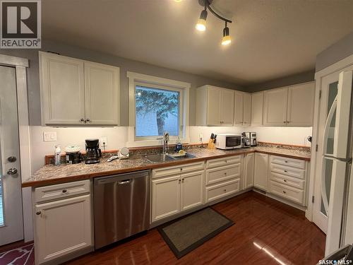 5309 2Nd Avenue N, Regina, SK - Indoor Photo Showing Kitchen With Double Sink