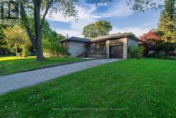 65 GLENMANOR DRIVE  Oakville, ON L6K 2B3
