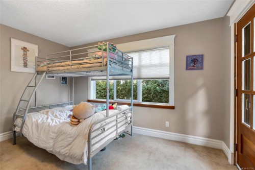 411 Conway Rd, Saanich, BC 