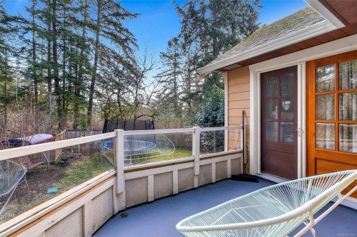 411 Conway Rd, Saanich, BC 