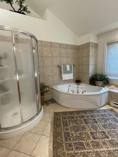 Bathroom - 50 Ch. Du Lac-D'Argent, Eastman, QC - Indoor Photo Showing Bathroom
