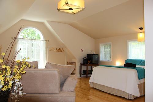 Primary bedroom - 50 Ch. Du Lac-D'Argent, Eastman, QC - Indoor Photo Showing Bedroom