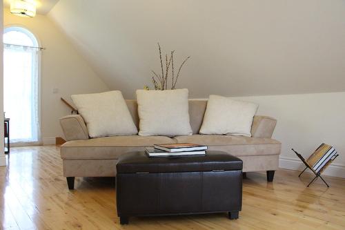 Boudoir - 50 Ch. Du Lac-D'Argent, Eastman, QC - Indoor Photo Showing Living Room