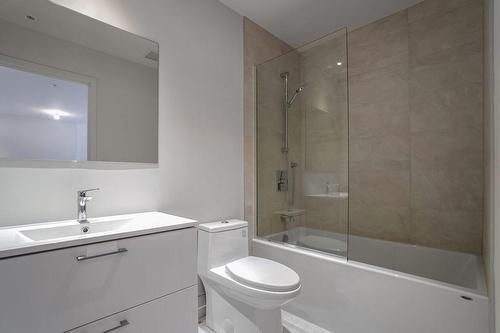Salle de bains - 824-1485 Rue Des Bassins, Montréal (Le Sud-Ouest), QC - Indoor Photo Showing Bathroom