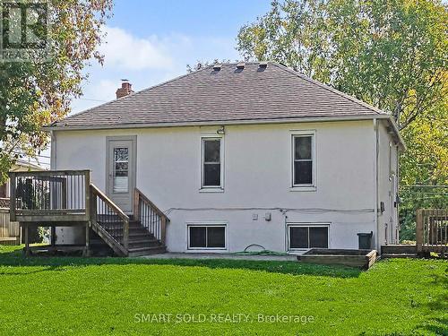 1051 Janette Street, Newmarket, ON - Outdoor With Deck Patio Veranda