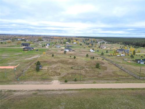 176 Victor Crescent, Sprucewoods, MB 