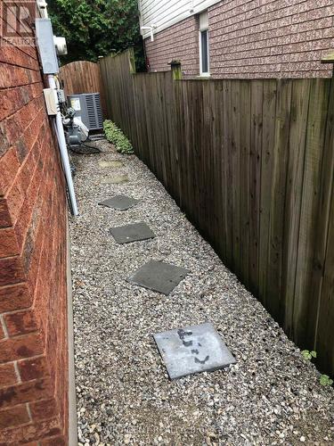 562 Erinbrook Drive, Kitchener, ON - Outdoor