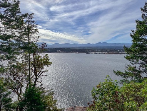 1322 Harrison Way, Gabriola Island, BC 
