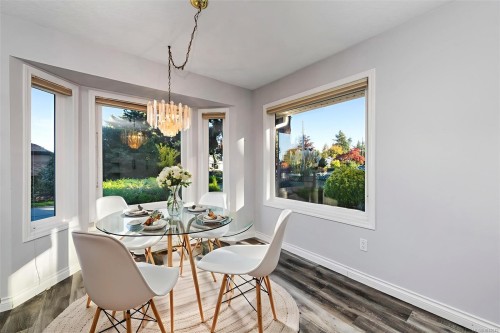 2431 Wilcox Terr, Central Saanich, BC 