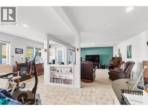 3849 Glen Canyon Drive, West Kelowna, BC - Indoor