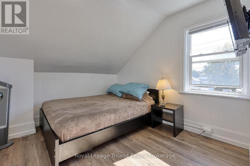 Bedroom 2 - 661 Henry Street, Woodstock (Woodstock - South), ON - Indoor Photo Showing Bedroom