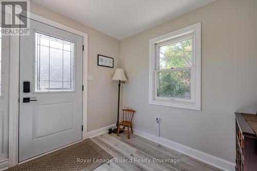 Foyer - 661 Henry Street, Woodstock (Woodstock - South), ON - Indoor Photo Showing Other Room