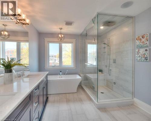 12 George Street, Waterloo, ON - Indoor Photo Showing Bathroom