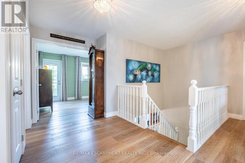 2338 Norland Drive, Burlington, ON - Indoor Photo Showing Other Room