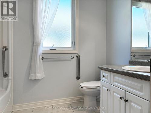 132 Loretta Drive, Niagara-On-The-Lake (Virgil), ON - Indoor Photo Showing Bathroom
