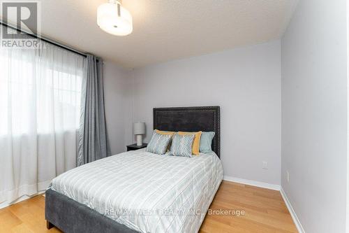 3143 Clayhill Road, Mississauga, ON - Indoor Photo Showing Bedroom