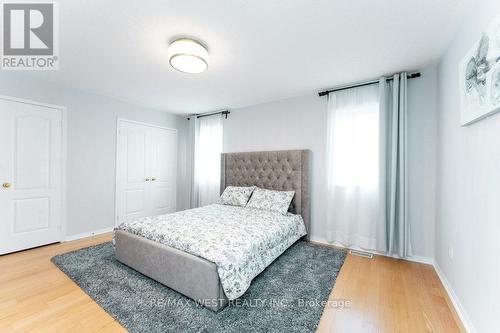 3143 Clayhill Road, Mississauga, ON - Indoor Photo Showing Bedroom