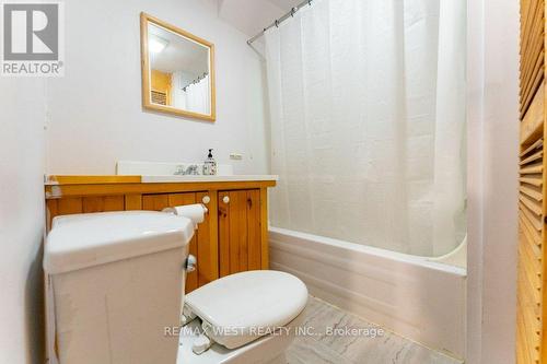 3143 Clayhill Road, Mississauga, ON - Indoor Photo Showing Bathroom