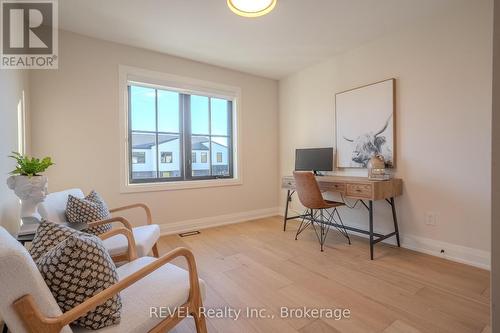 21 Arsenault Crescent, Pelham (Fonthill), ON - Indoor