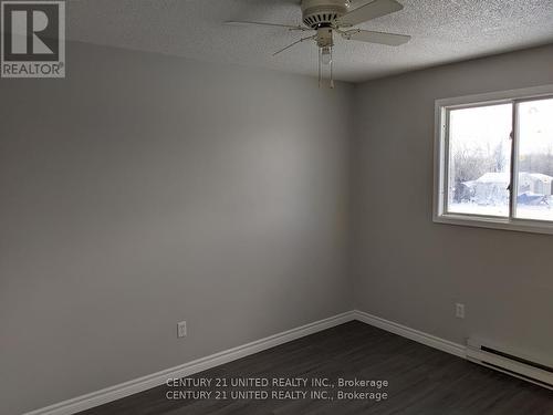 538 Crystal Drive, Peterborough South (East), ON - Indoor Photo Showing Other Room
