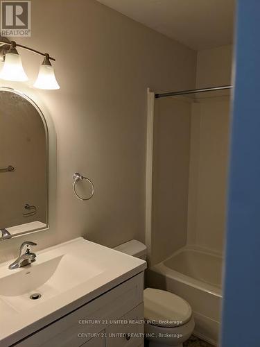 538 Crystal Drive, Peterborough South (East), ON - Indoor Photo Showing Bathroom
