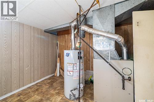 3111 Dewdney Avenue E, Regina, SK - Indoor Photo Showing Basement