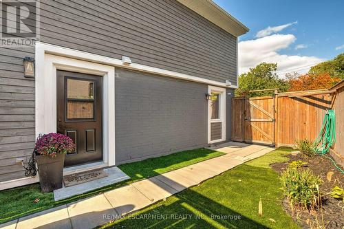 296 Kent Crescent, Burlington, ON - Outdoor With Exterior