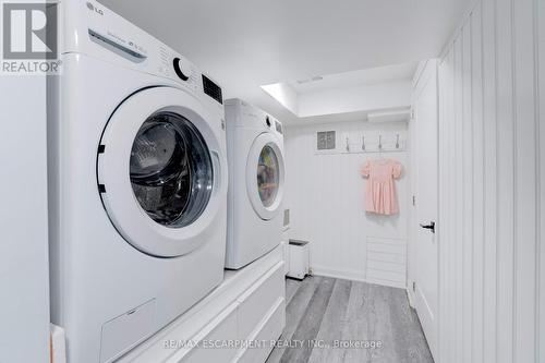 296 Kent Crescent, Burlington, ON - Indoor Photo Showing Laundry Room