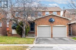 2093 THE CHASE  Mississauga, ON L5M 3B8