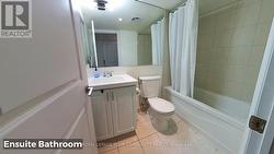 28.Ensuite Bathroom - 