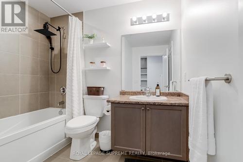 337 - 16 Concord Place, Grimsby, ON - Indoor Photo Showing Bathroom